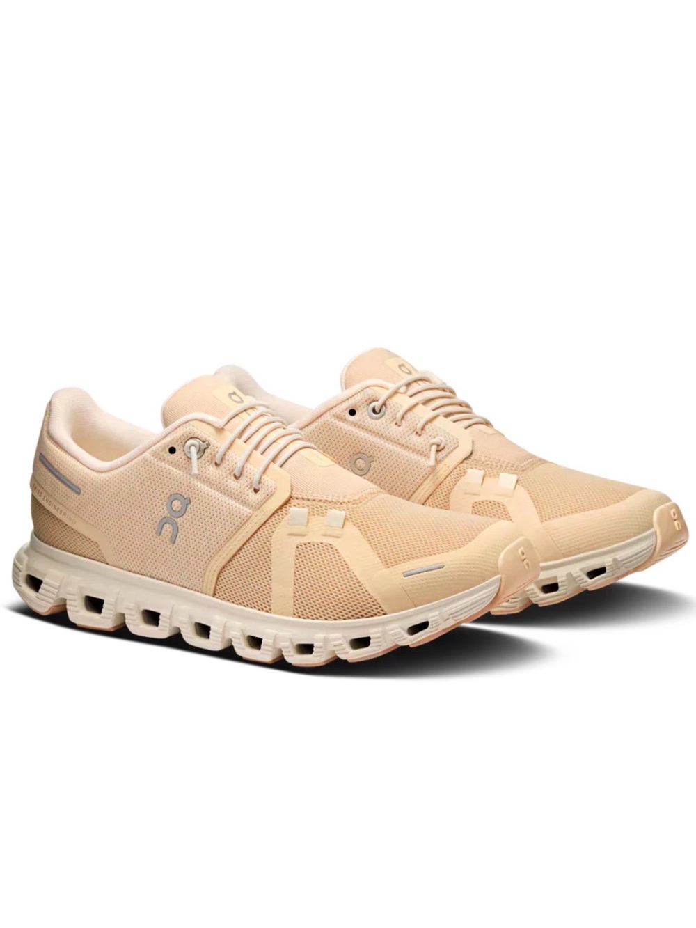 On Running Cloud 6 in Blonde Dew Women's 9.5 sneakers